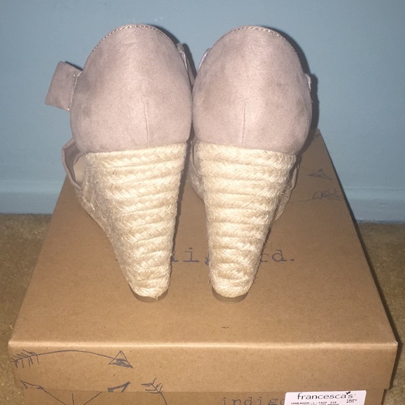 Indigo Rd. Gray Strappy Slip-On Wedges Size 8 - Picture 5 of 8